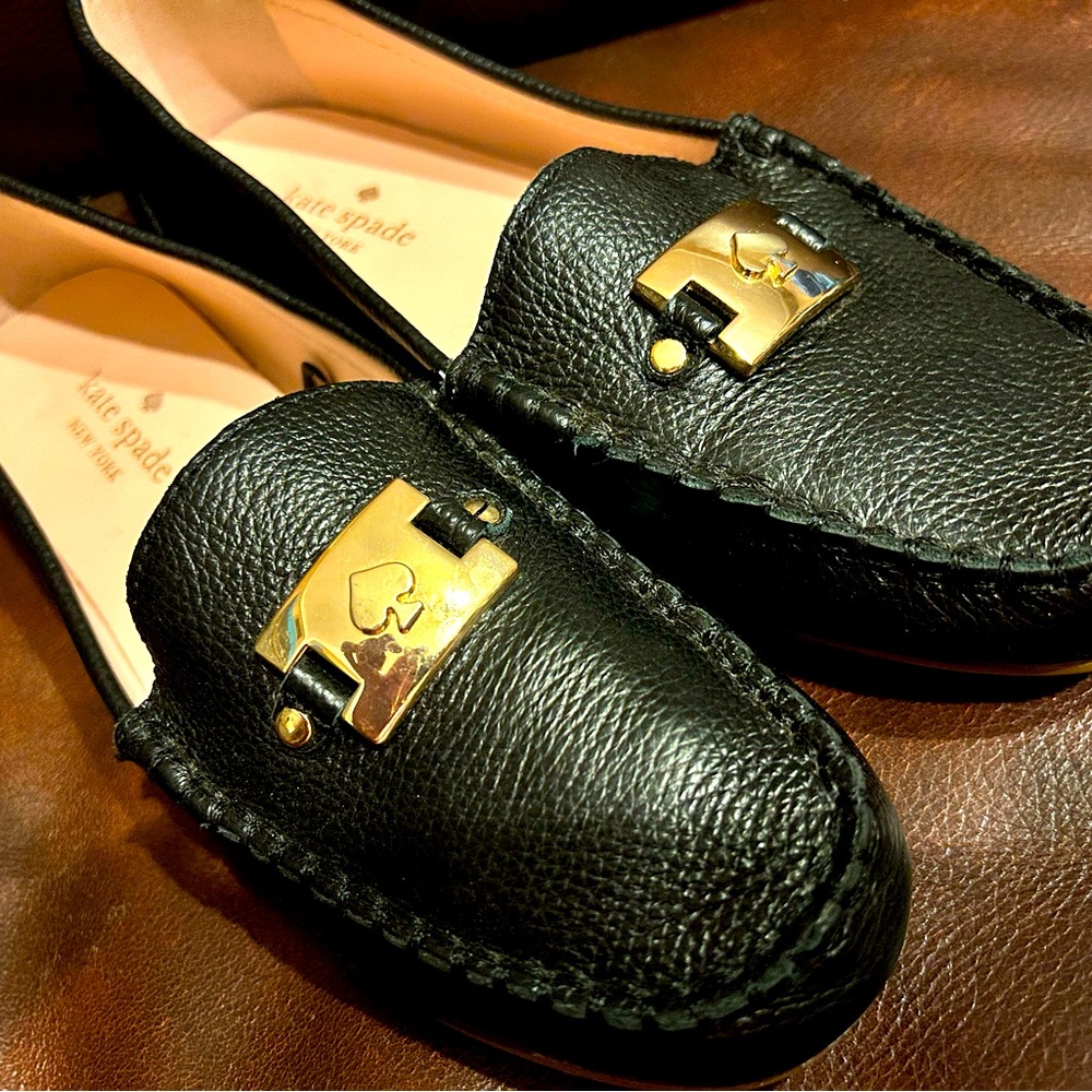 Kate Spade Carmen black leather loafer, size 8 - Picture 2 of 7